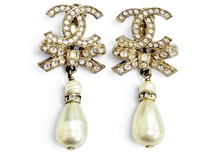 Orecchini Chanel B23C Coco Mark con strass, nastro e perle D'oro