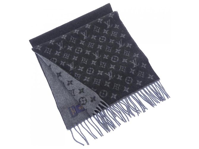Louis Vuitton Monogram Gradient Stole Brown Black