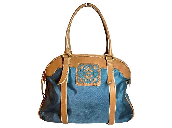 Borsa Loewe Anagram blu in pelle e nylon