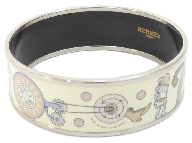 Hermès Beige Bangle