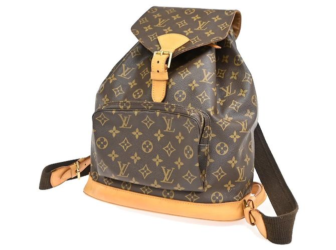 Louis Vuitton Montsouris Monogram GM Marrom