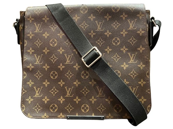 Borsa a tracolla Louis Vuitton Discrete MM Marrone Monogramma