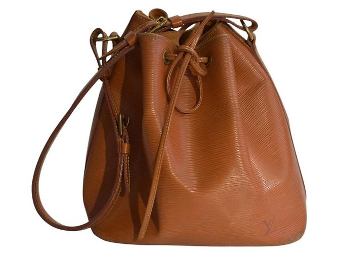 Louis Vuitton Petit Noé Cipango Gold Couro Epi Marrom