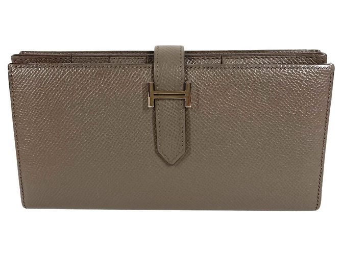 Hermès Cartera larga Hermes Bearn Soufflé Castaño