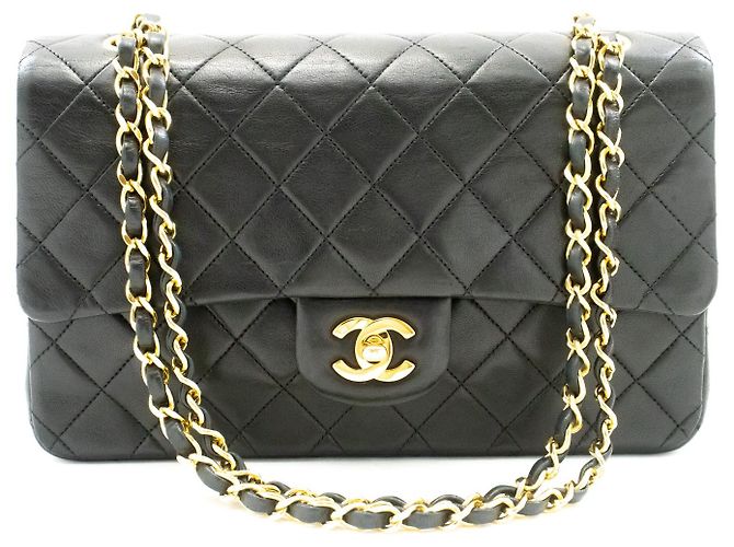 Chanel Classic Flap Lambskin Medium Schwarz