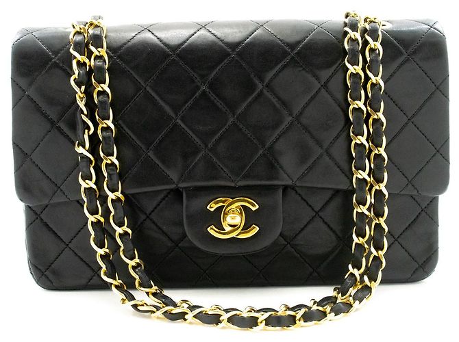 Chanel Classic Flap Lambskin Medium Nero