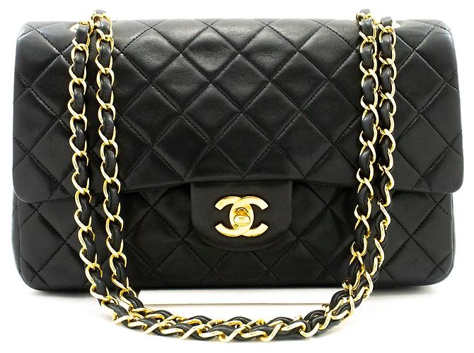 Chanel Classic Flap Lambskin Medium Noir