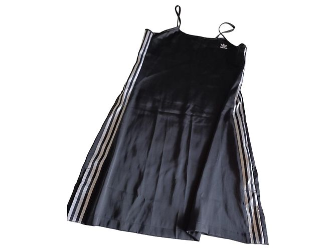 Adidas Satin Freizeitkleid Schwarz XL