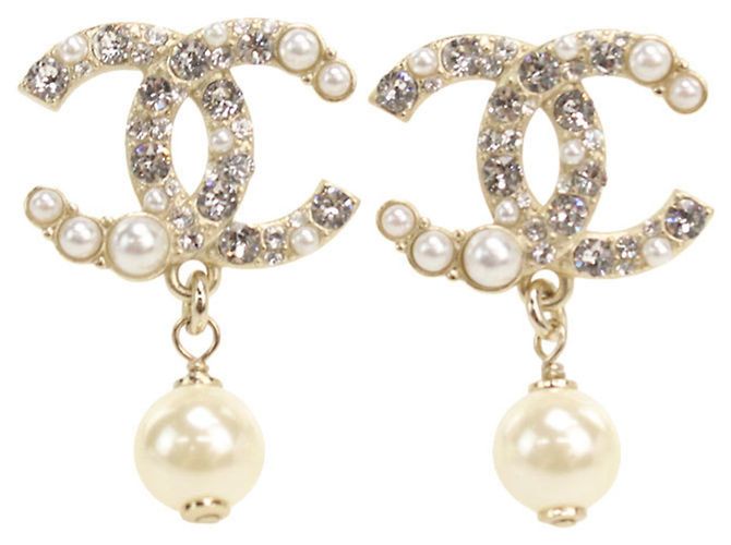 Chanel Gold Stecker-Ohrringe Golden
