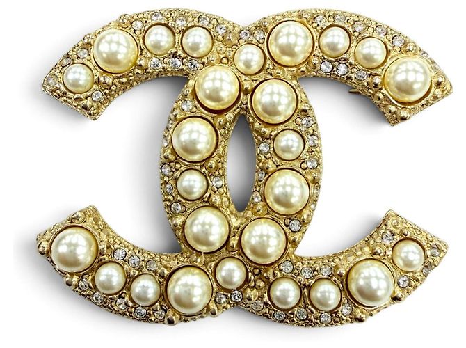 Chanel F24V Gold Coco Mark Brosche mit Kunstperlen Golden