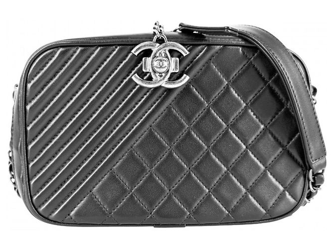 Sac à épaule Chanel Boy Camera Noir Blanc