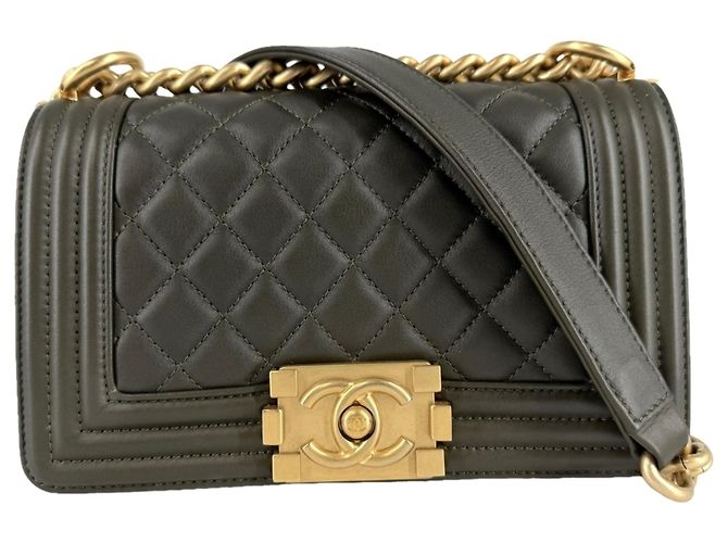 Le Boy Bolsa de Ombro Chanel Matelassé Boy 20 Branco Caqui