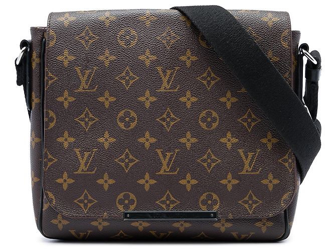 Louis Vuitton Brown Monogram Macassar District PM Marron
