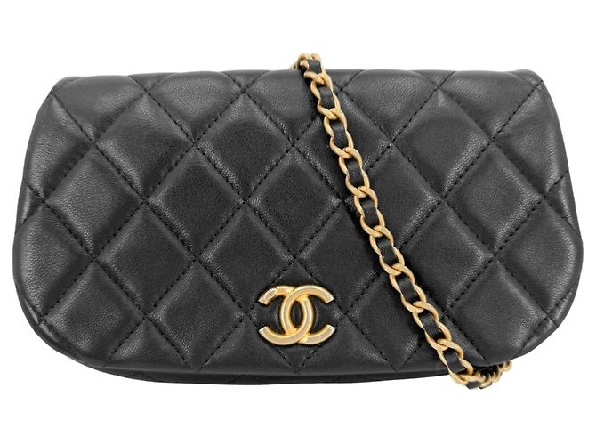 Borsa a tracolla Chanel Matelassé in pelle nera Nero