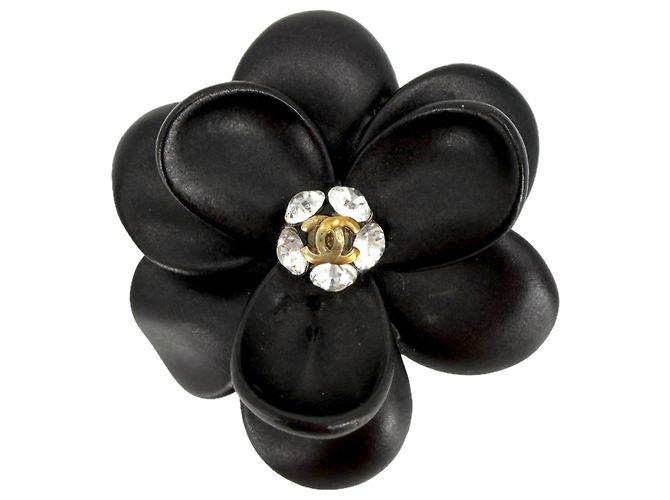 Broche Chanel Camélia Preta com Strass Preto