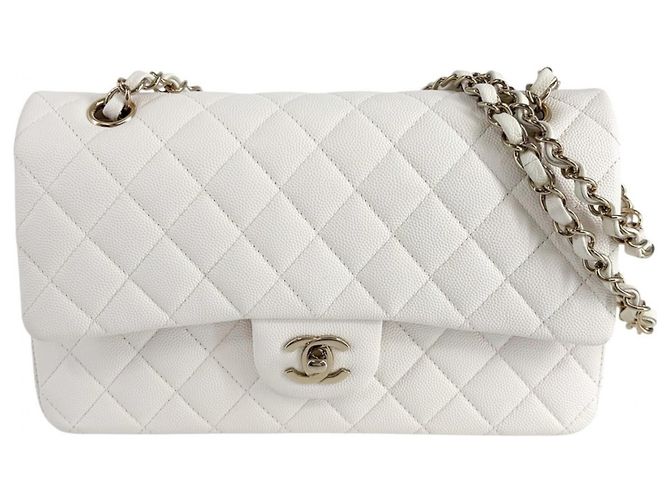 Timeless Bolsa de Ombro Chanel Matelassé 25 Branco