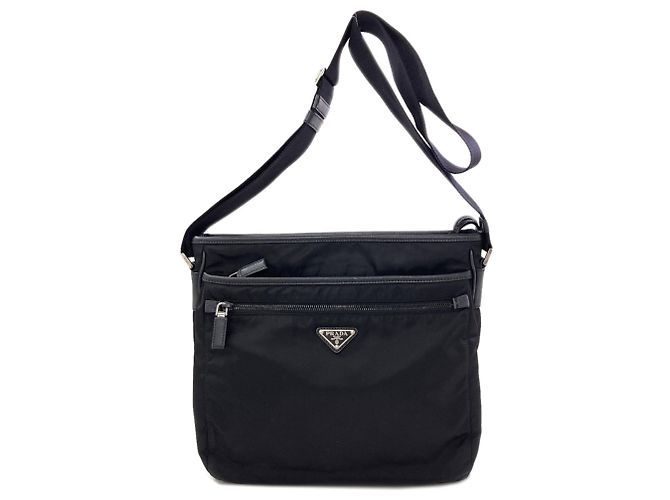 Borsa a tracolla Prada con logo triangolare in nylon nero