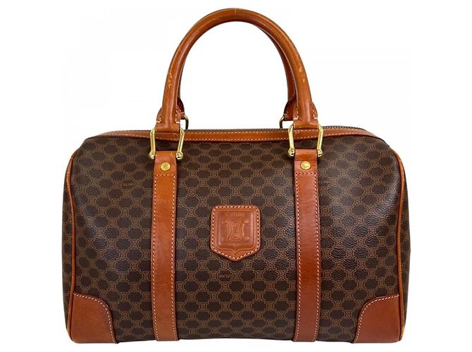 16 Céline Bolsa Boston Celine em couro marrom