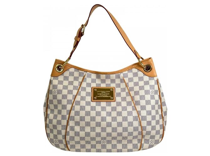 Bolsa de Ombro Louis Vuitton Galliera PM Branco