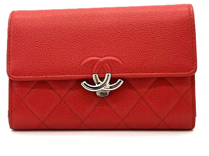 Cartera Chanel Matelassé Tri-Fold Rosa