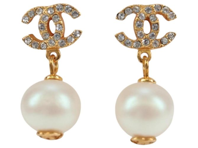 CHANEL COCO Mark Pierce Metal Gold Tone CC Auth 196711M