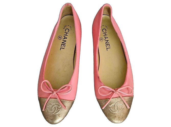 Chanel Bailarinas de piel rosa Dorado