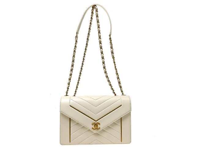 Chanel Flap Leather with Raffia Medium