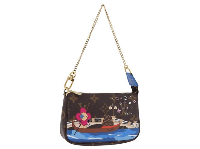 LOUIS VUITTON Vivienne Mini Pochette Accessoires Pouch M68489