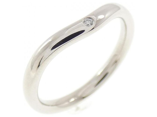 Anillo Alianza Curva de Platino Tiffany & Co.