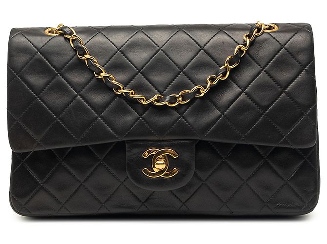 Chanel Black Medium Classic Lambskin Double Flap Nero
