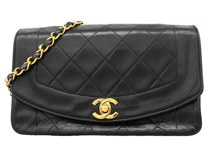 Borsa a tracolla Chanel Diana Chain Nero