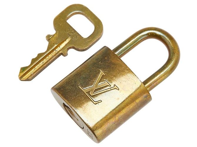 Set Lucchetto e Chiave Louis Vuitton D'oro Metallico