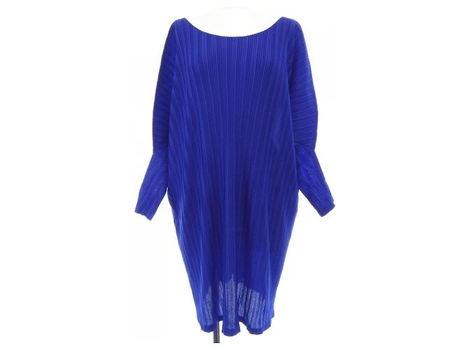 Autre Marque Pleats Please Kleid Blau