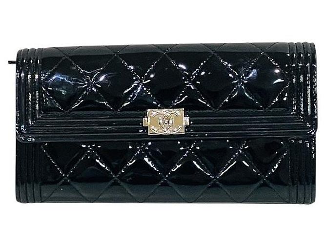 Cartera larga esmaltada Chanel Boy Chanel Negro
