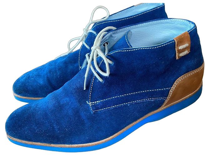 Autre Marque Floris van Bommel Blue Suede Chukka Boots