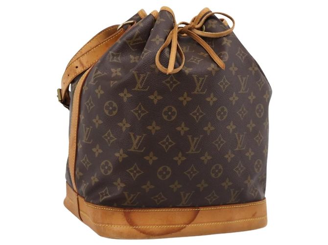 LOUIS VUITTON Bolsa de Ombro Monogram Noe M42224 LV Auth 199141