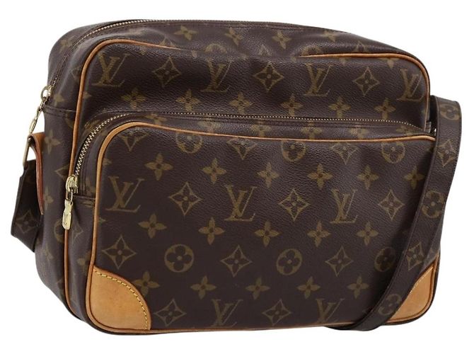 LOUIS VUITTON Monogram Nile Shoulder Bag M45244 LV Auth ka5903A Monograma