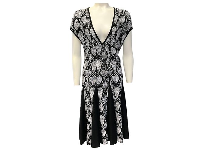 Balmain Skater-Kleid aus Python-Jacquard-Strick in Schwarz / Weiß
