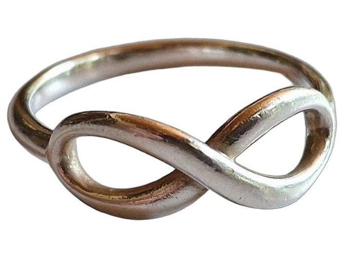 Tiffany & Co. Infinity Ring aus Sterlingsilber