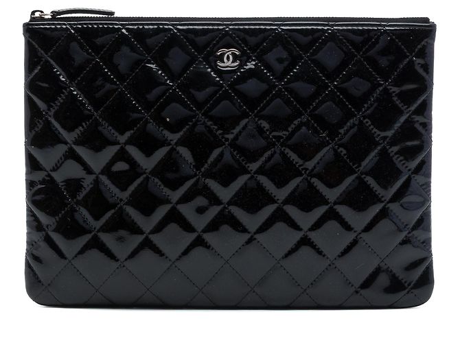 Clutch Chanel Medium Quilted Patent O Case Nera Nero