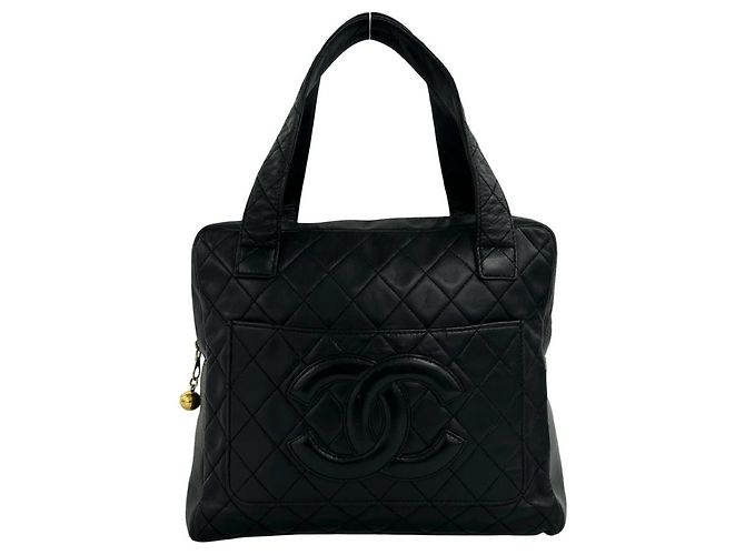 Chanel Vintage Matelassé Coco Mark Handtasche Schwarz