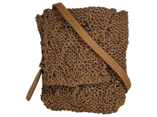 Borsa a tracolla Chanel in pelle marrone