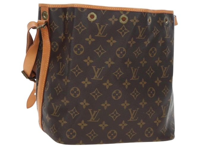Bolsa de Ombro LOUIS VUITTON Monogram Petit Noe M42226 LV Auth 195409V Monograma