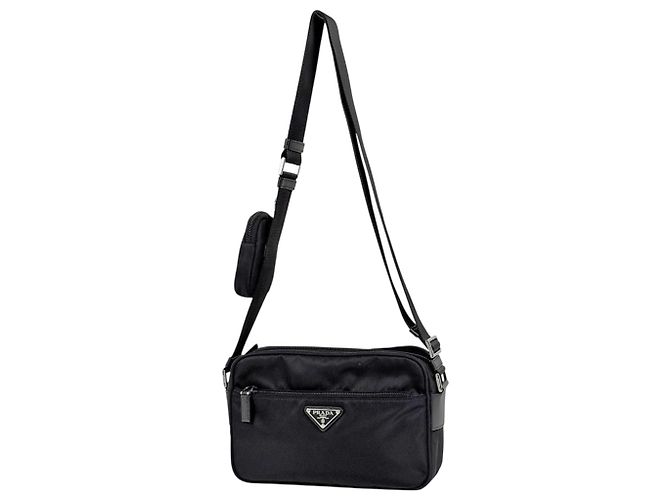 Borsa a tracolla Prada con placca logo PRADA Nero