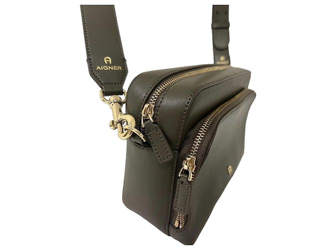Aigner Bolsa de Ombro em Couro Cáqui Verde escuro