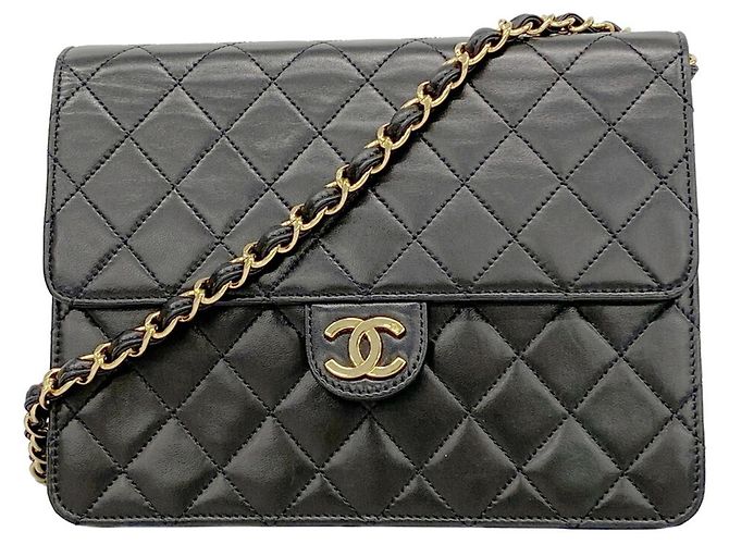 Borsa a tracolla Chanel Matelassé con catena Nero