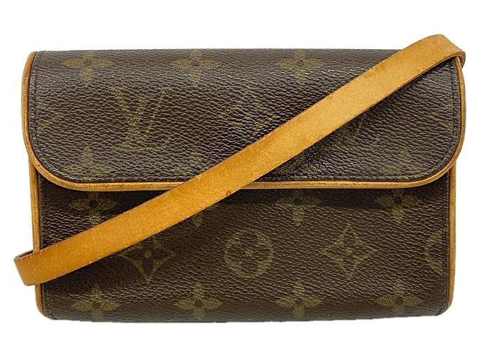 Pochete Louis Vuitton em marrom