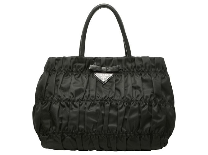 Borsa a raggruppo Prada con placca logo Triangle Nero