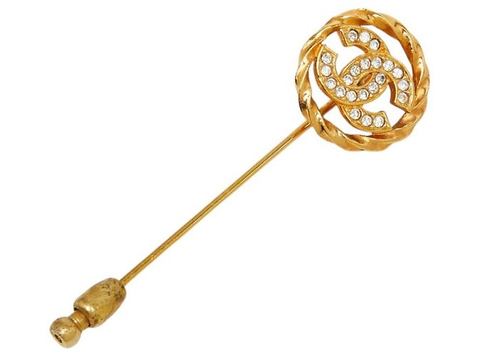 Broche Chanel Coco Mark banhada a ouro com strass Dourado
