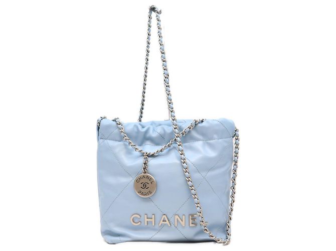 Bolsa de Ombro Chanel 22 Mini com Corrente Azul
